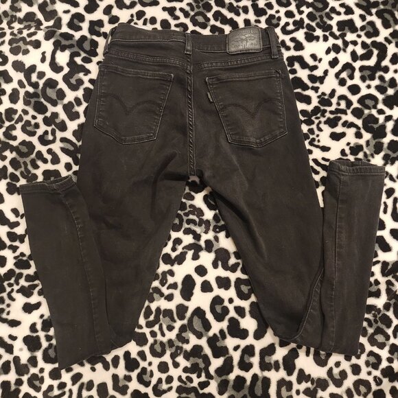 Levi's jeans - Picture 2 of 3